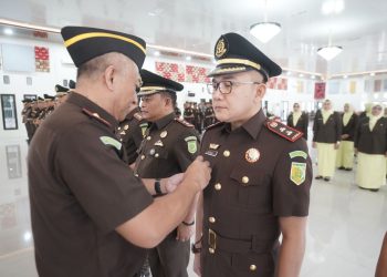 Kajati Aceh: Lantik Wakajati, Asisten, Kajari dan koordinator di aula Kejati Aceh