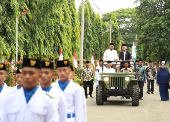 Pj Bupati Aceh Besar Pimpin Apel Tahunan 2024 Pesantren Tgk Chiek Oemar Diyan