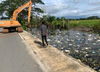 Jelang Gelaran PON XXI, DLH Aceh Besar Tangani Saluran Blang Bintang