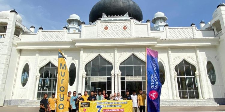 Kyriad Muraya Hotel Aceh lakukan kegiatan CSR di Area 5 Pantai dan 5 Masjid Aceh Besar & Banda Aceh