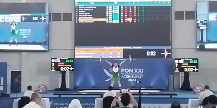 Antusiasme Tinggi, GOR Angkat Besi Seuramoe Dipadati Penonton saat Pertandingan PON XXI