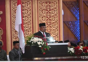 Pj Gubernur Safrizal Hadiri Pelantikan Anggota DPR Aceh Periode 2024-2029, Sampaikan Terima Kasih Kepada Dewan Periode Lalu
