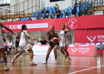 Jawa Timur Lolos ke Semifinal Basket Putri PON XXI Usai Kalahkan Papua 60-24