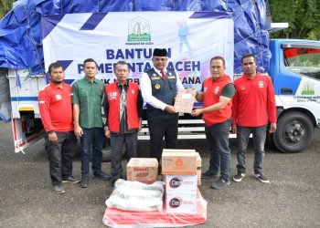 Penjabat Gubernur Safrizal Kirim Bantuan untuk Korban Kebakaran Simeulue