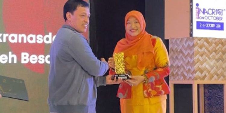 Dekranasda Aceh Besar Raih Tiga Penghargaan Pada Ajang The Jakarta INACRAFT on October 2024