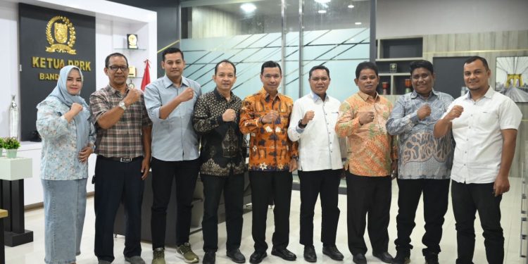 Ketua DPRK Minta Panwaslih Optimalkan Pengawasan dalam Pilkada Banda Aceh