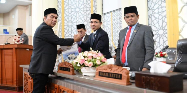 Pandangan Akhir Fraksi PAN terhadap Raqan Pertanggungjawaban APBK 2023