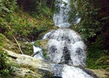 Air Terjun 7 Tingkat, Keindahan Alam yang Memukau di Aceh Tamiang