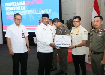 Miliki Kinerja Baik, Satpol PP Aceh Besar Terima Bantuan Tenda Pleton dari Ditjen Adwil Kemendagri