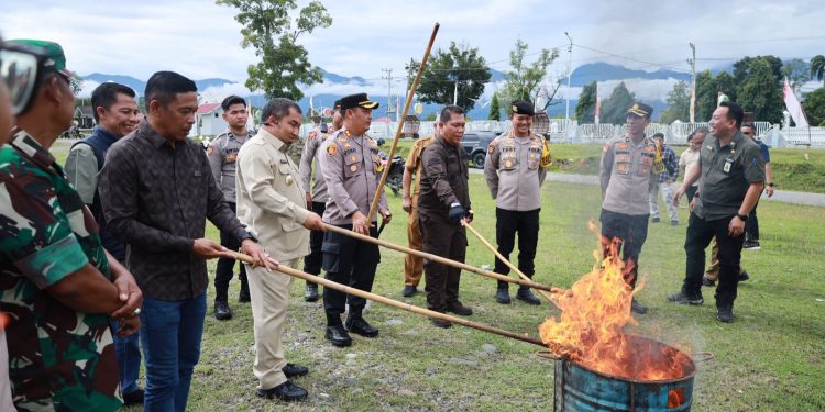 220 Surat Suara Sisa dan Rusak Dimusnahkan di Aceh Besar