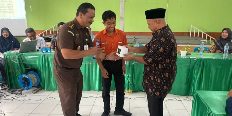 Jaksa Masuk Sekolah, Membagun Kesadaran Hukum Sejak Dini