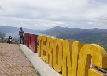 Menyaksikan Keindahan Alam dari Puncak Pantan Terong, Danau Laut Tawar dalam Genggaman