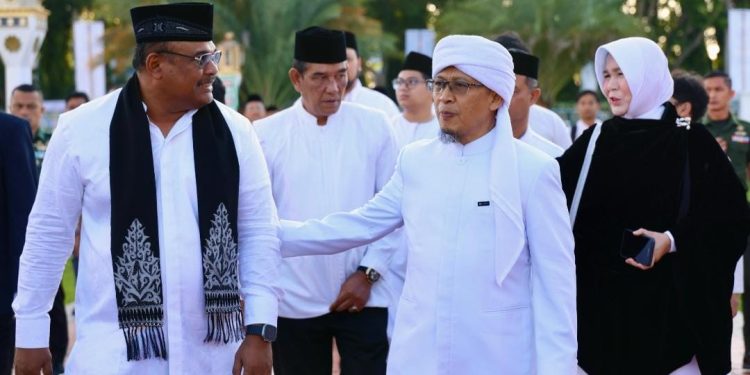 Dai Kondang Aa Gym Isi Tausiah Peringatan 20 Tahun Tsunami Aceh