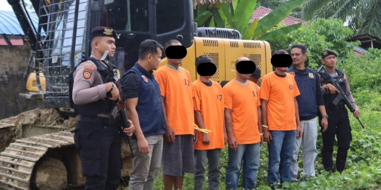 Polisi Tangkap 5 Pelaku Penambangan Ilegal di Nagan Raya