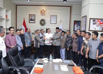 Bertemu Wamen, Pj Gubernur Safrizal Sebut Pilkada Berjalan Baik dan Lanca