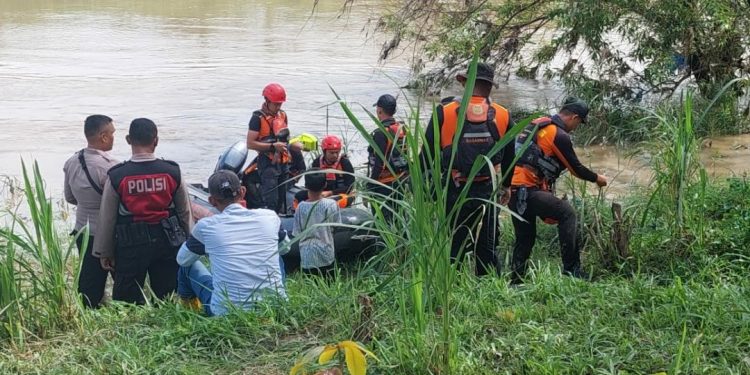 Tim Gabungan Maksimalkan Pencarian Remaja Tenggelam di Sungai Krueng Aceh