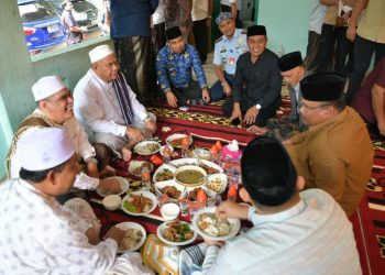 Pj Bupati Iswanto dan Syekh Muharram Dampingi Pj Gubernur Aceh di Haul Tgk Amplam Golek