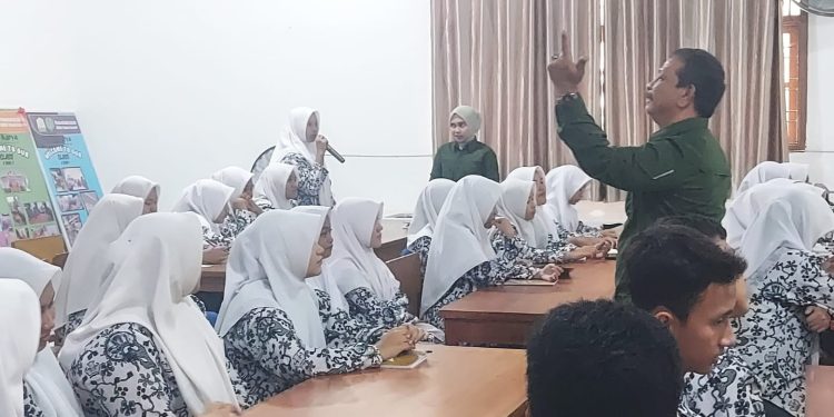 Jaksa Masuk Sekolah (JMS) Kejati Aceh, Edukasi Hukum di SMA Negeri 1 Darul Imarah Aceh Besar