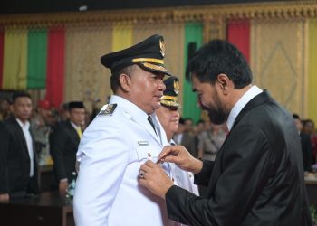Gubernur Muzakir Manaf Lantik Bupati Aceh Tenggara