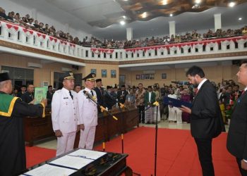 Lantik Bupati dan Wakil Bupati Abdya, Gubernur Paparkan Peluang dan Tantangan Majukan Aceh
