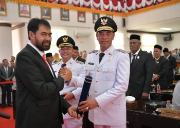 Mualem Ajak Ayah Wa dan Tarmizi Bersinergi Majukan Aceh Utara