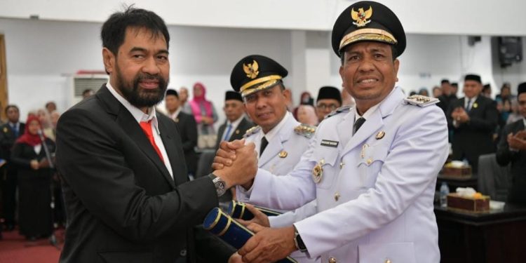 Gubernur Muzakir Manaf Resmi Lantik Sibral Malasyi dan Hasan Basri Sebagai Bupati dan Wakil Bupati Pidie Jaya