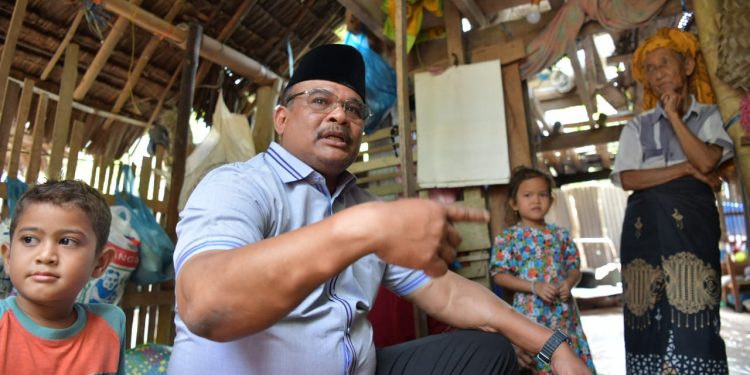 Safrizal Temui Lansia Calon Penerima Rumah Layak Huni di Pidie