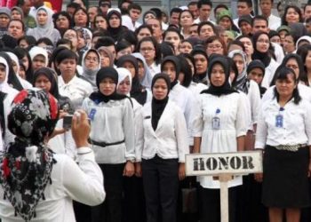 Ramadan di Depan Mata, Ribuan Guru Kontrak Pemerintah Aceh Belum Terima Gaji
