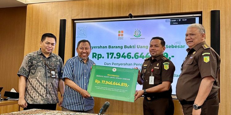 Kejati Aceh Esekusi Barang Bukti Uang Sitaan Rp17,9 Miliar Terkait Kasus Korupsi PSR Aceh Barat