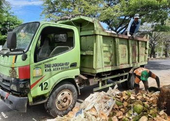 Selama Ramadhan DLH Aceh Besar Siapkan 57 Armada Angkut Sampah