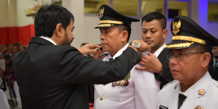 Gubernur Muzakir Manaf: Kelola Sektor Unggulan Simeulue untuk Kesejahteraan Masyarakat