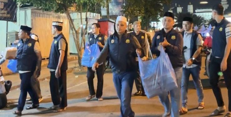 Ditreskrimsus Polda Aceh Kembali Gelar Sahur on The Road, Sasar Tukang Becak hingga Pemulung