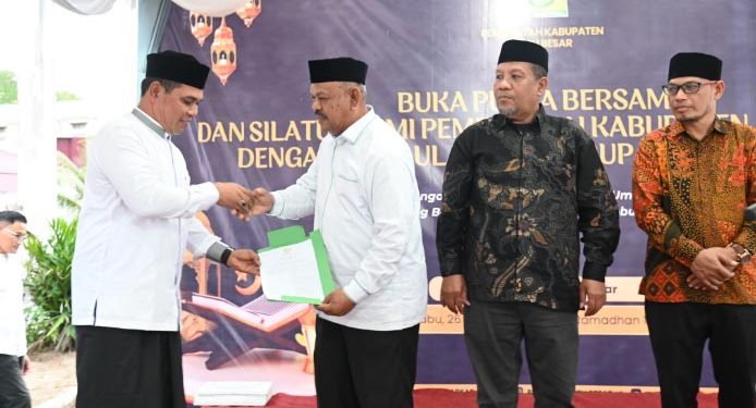 Pemkab Aceh Besar Melalui Baitul Mal Salurkan Bantuan untuk 1.144 Mustahik