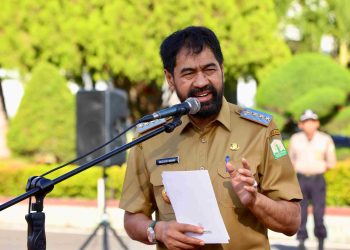 Gubernur Aceh Pimpin Apel Pagi Pasca Idul Fitri, Ajak Pegawai Disiplin Kerja