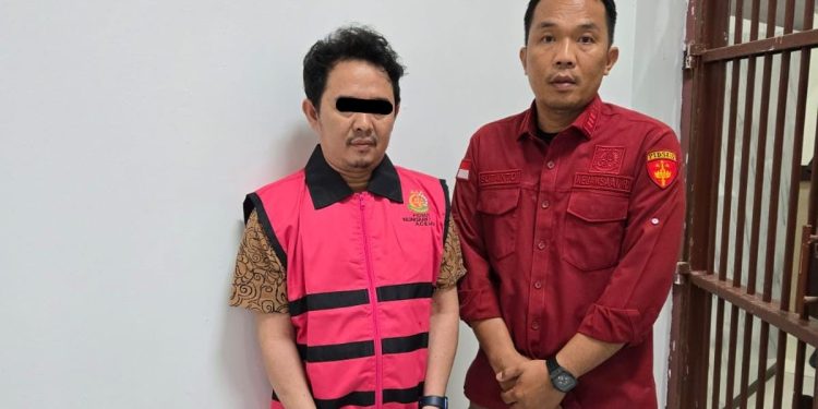 Tim Tabur Kejati Aceh Tanggkap Buronan Kasus Korupsi Sertifikat Tanah di Aceh Jaya