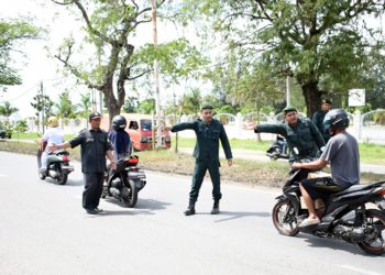 Tim Gabungan Satpol PP dan WH Amankan 10 Pelanggar Syariat di Aceh Besar