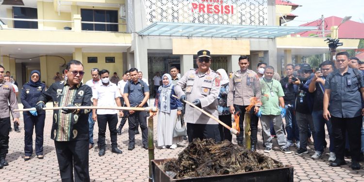 Kapolda Aceh Pimpin Pemusnahan 25 Kg Kokain, 108 Kg Sabu, dan 640 Kg Ganja
