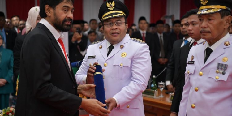 Lantik Walikota dan Wakil WaliKota Sabang, Gubernur Aceh Dorong Pengembangan Kawasan Pelabuhan dan Perdagangan