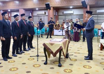 Plt. Sekda Lantik Anggota Komisi Informasi Aceh