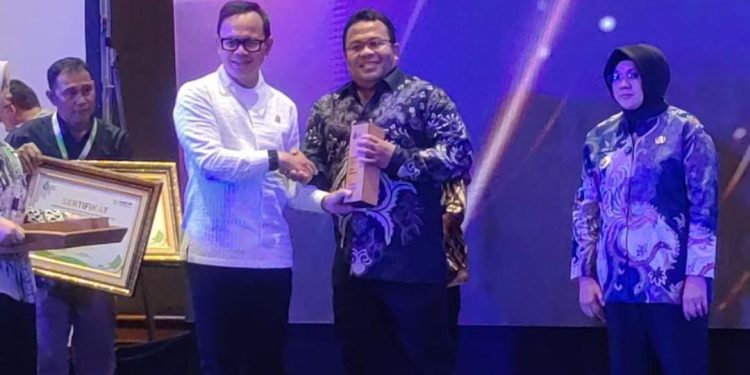 Pemerintah Kota Sabang Terima Penghargaan di Konferensi Nasional Pendanaan Ekologis 2025