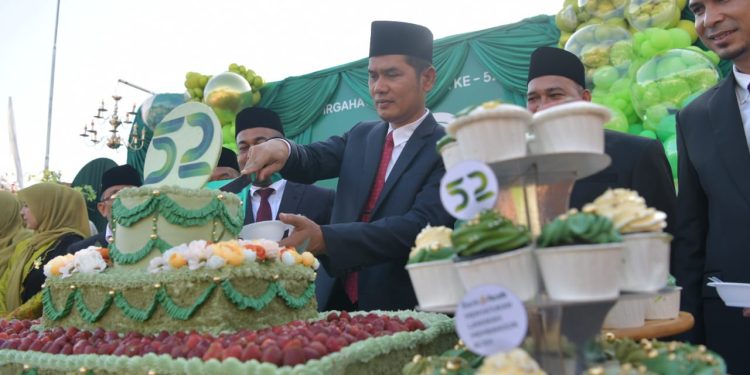 Pimpin Upacara HUT Bank Aceh ke-52, Plt Sekda Harapkan Jadi Bank Daerah Nomor Satu di Indonesia