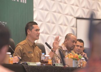Sekda Aceh Buka Rapat Kerja Triwulan III Bank Aceh