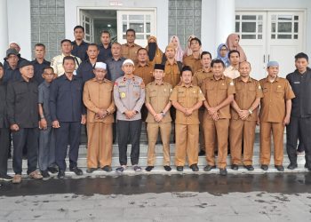 Kapolda Aceh Bersama Pengurus Masjid Raya Doakan Aksi Hari Ini Berjalan Damai dan Lancar
