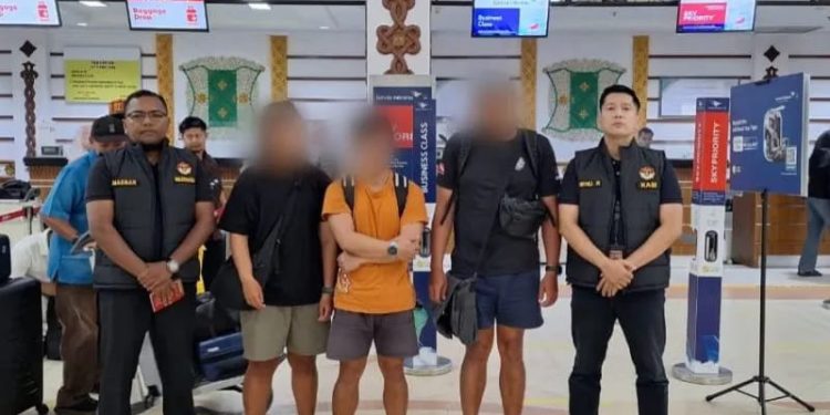 Imigrasi Sabang Deportasi Tiga WNA