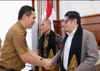 Tiba di Aceh, Sekda Nasir Sambut Kedatangan Pimpinan dan Anggota Banleg DPR RI
