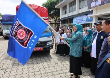Ibu Gubernur Aceh Lepas 3 Truk Bantuan Dinsos Aceh ke Tiga Kabupaten Terdampak Banjir