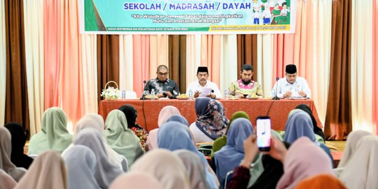 Wabup Aceh Besar Buka Sosialisasi UKS Madrasah dan Dayah