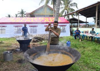 Jelang Penutupan MTQ ke 37 Aceh di Pidie Jaya, Kafilah Aceh Besar Suguhkan Kuah Beulangong