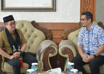 Sekda Nasir Sambut Pimpinan LAN RI di Bandara SIM, Jamu Makan Siang Khas Aceh