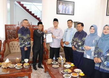 Perkuat Pengawasan Obat dan Makanan: BPOM Aceh Gelar Audiensi dan Serahkan Piagam Sekolah PJAS Aman